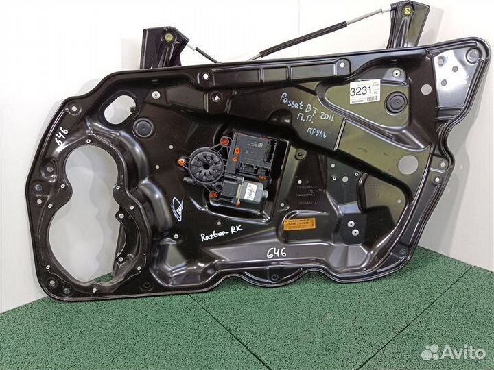 Стеклоподъемник передний правый Vw Passat B7 2011