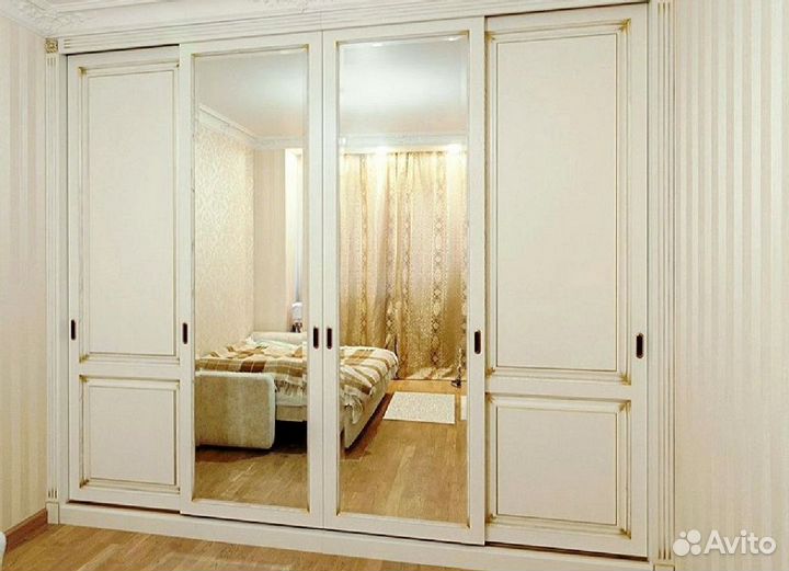 Современный шкаф купе