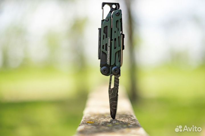 Leatherman Topo Signal Multitool