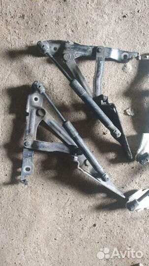 Петли багажника мазда 3 вк mazda lancer лансер 10