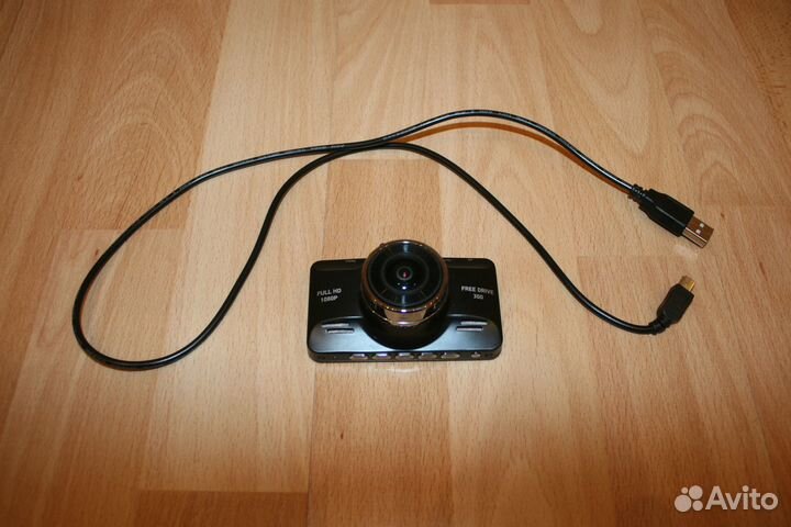 Видеорегистратор Digma