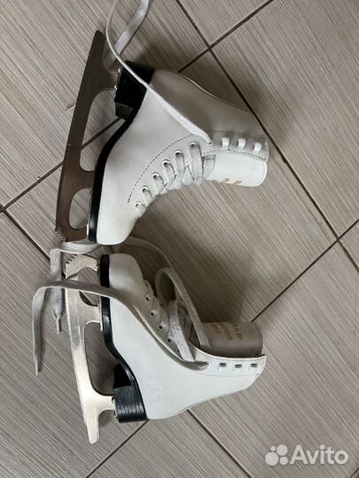 Коньки для фигурного катания