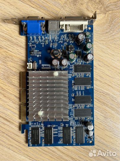 GeForce FX5200 256 Мб AGP 8X DVI-I, VGA TV-Out