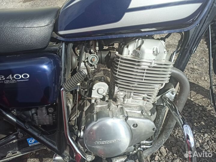 Мотоцикл Honda CB400SS