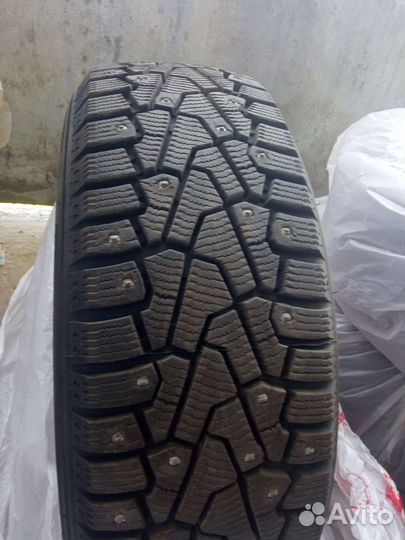 Pirelli Ice Zero 195/65 R15