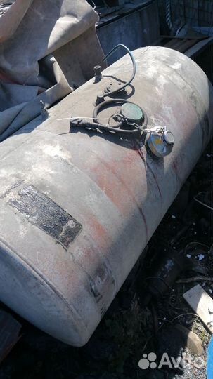 Топливный бак 350л