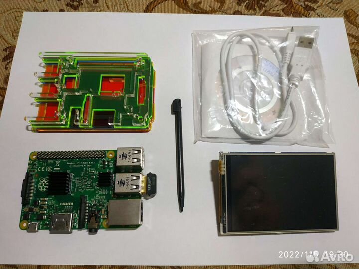 RaspberryPi 2B + WiFi150 + tft3.5