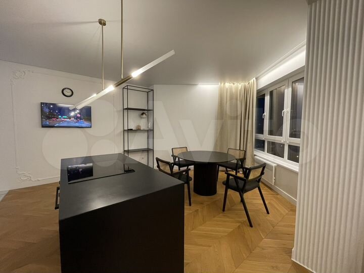 1-к. квартира, 53 м², 18/25 эт.