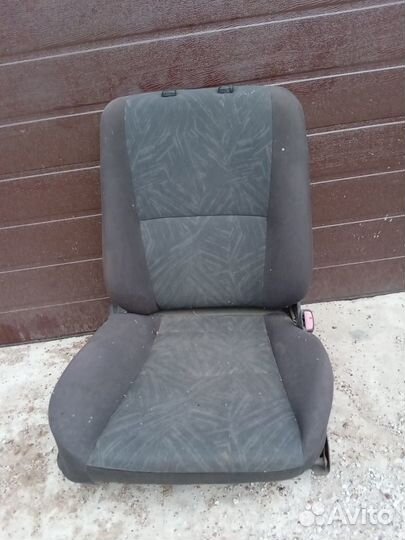 Сиденье перед правое на иномарки