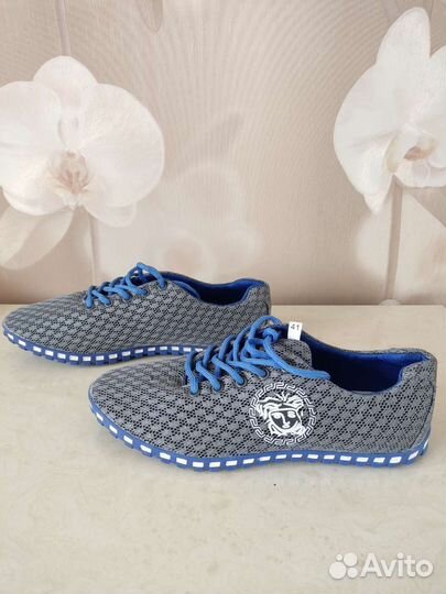 Кроссовки унисекс 41р