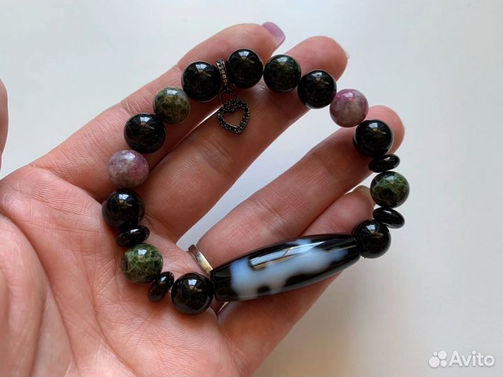 Браслеты с бусинами дзи из Тибета