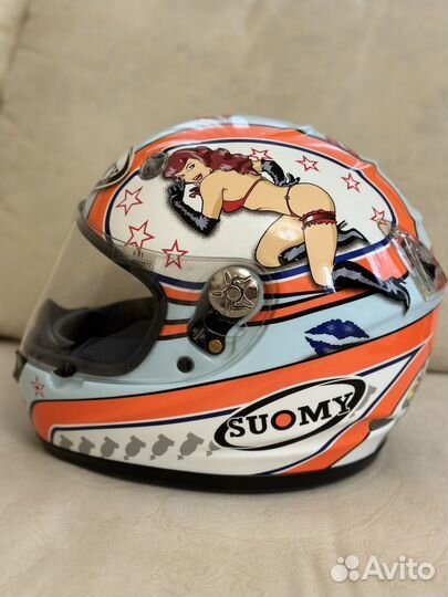 Мотоциклетный шлем suomy