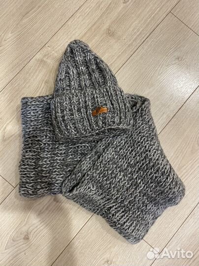 Комплект шапка и шарф