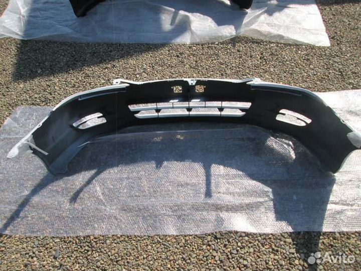 Бампер передний Toyota Corolla Fielder NZE121