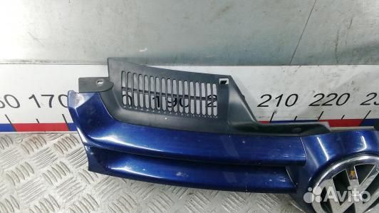 Решетка радиатора volkswagen golf 5 (ODN55QF01)