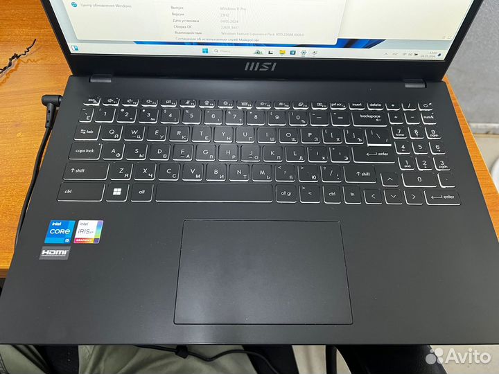 Ноутбук MSI modern 15 b12m-213xru