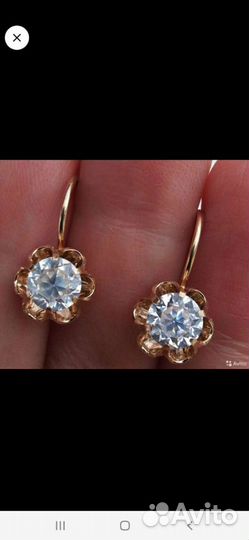 Золотые серьги