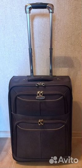 Сумка дорожная на колесах бу