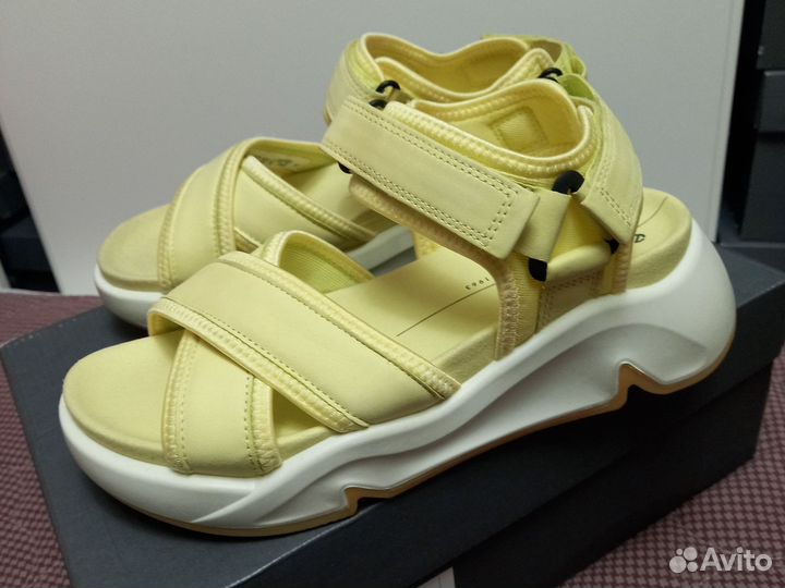37р новые сандалии ecco chunky sandal