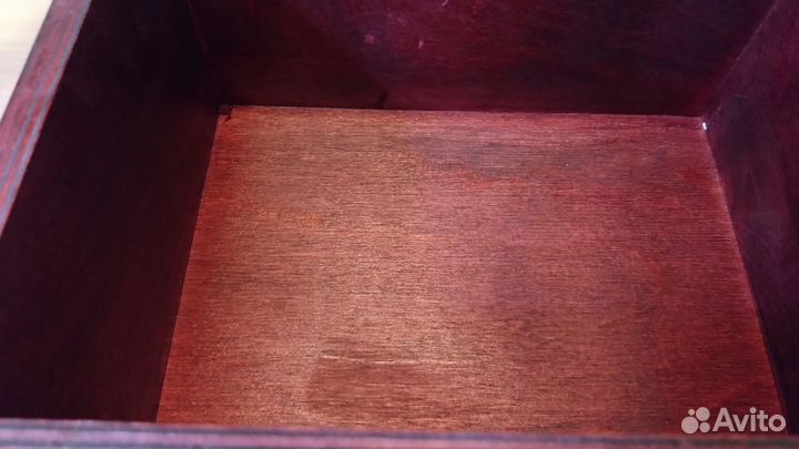 Деревянная шкатулка интерьерная AC/DC вишневая