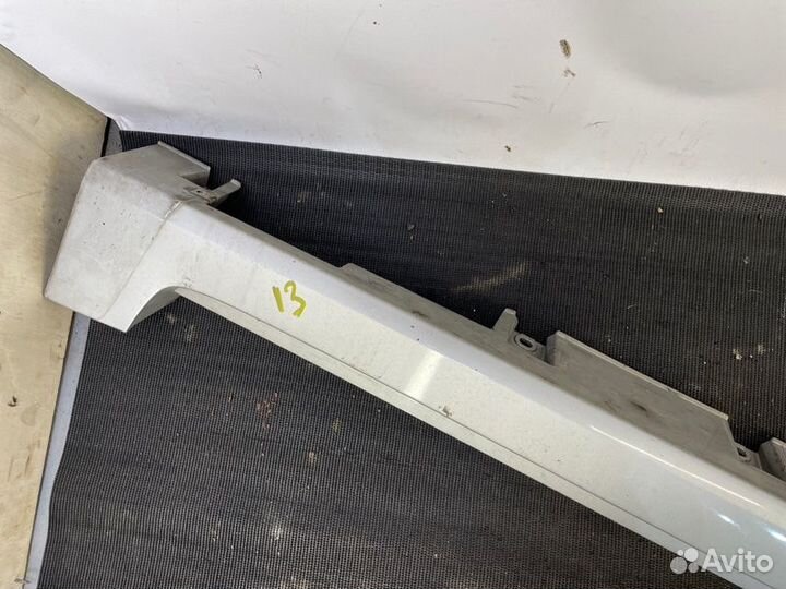 Накладка на порог правая Nissan Teana J32