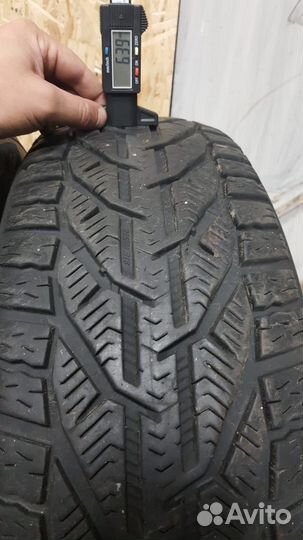 Tigar Winter 215/60 R16