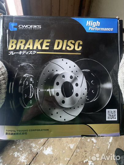 Тормозные диски и колодки