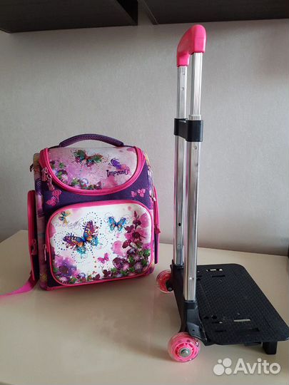 Продаю портфель, рюкзак, ранец