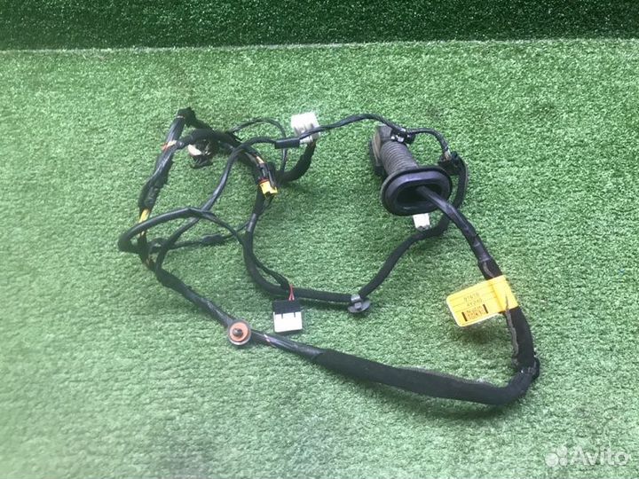 Проводка двери передняя правая Kia Rio 3 2011-2017