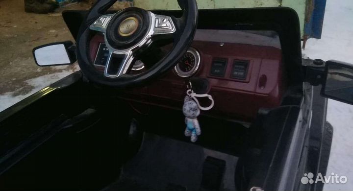 Детский электромобиль бу