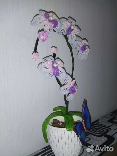 Орхидея из бисера
