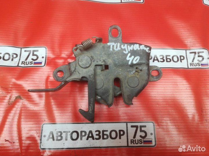 Замок капота Toyota Town Ace Noah SR40G 3SFE