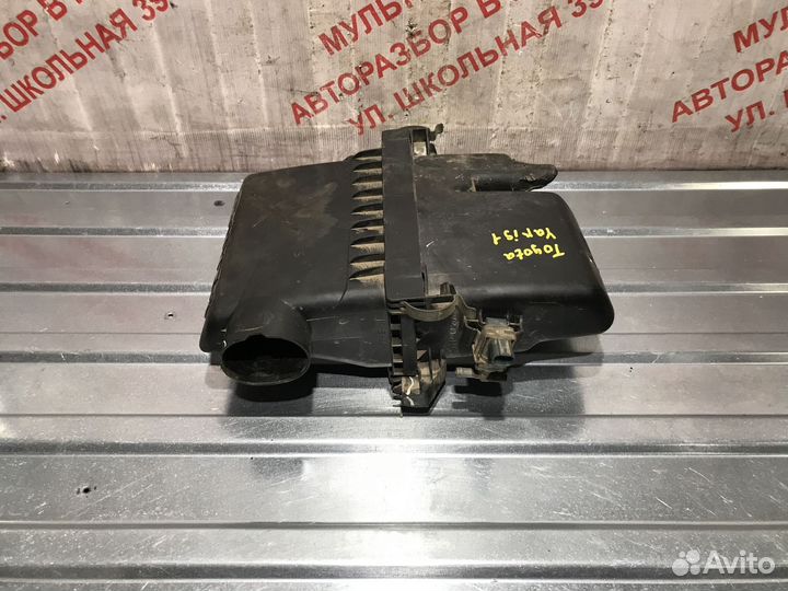 Корпус воздушного фильтра ToyotaYarisI 1999 2005