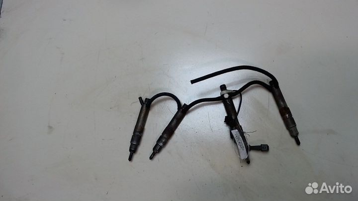 Форсунка топливная Volkswagen Bora, 2000