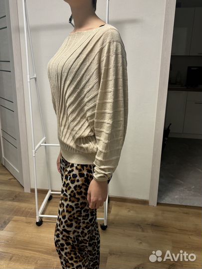 Кофта бежевая оверсайз 44