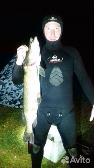 Гидрокостюм