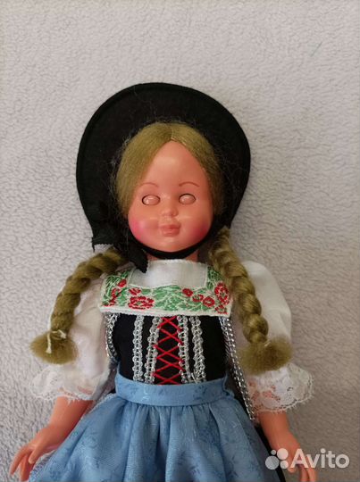 Кукла в национальном костюме Германия