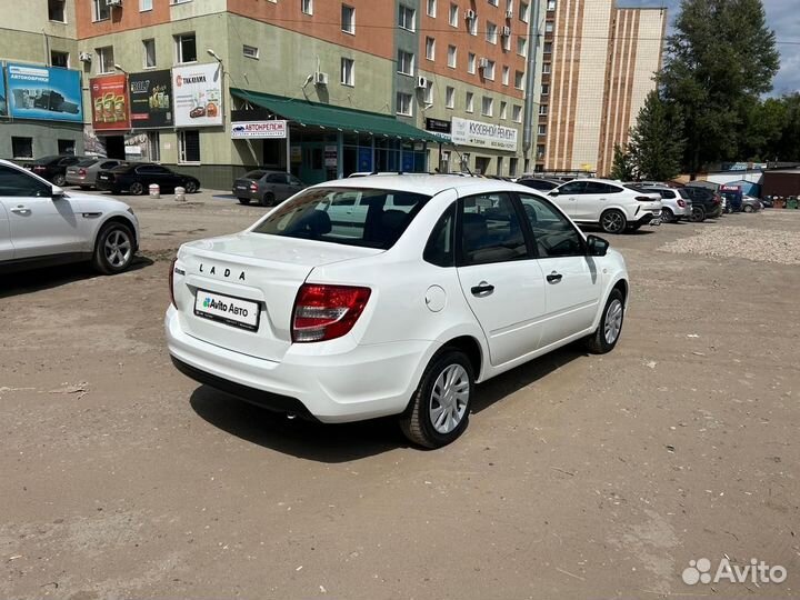 LADA Granta 1.6 МТ, 2019, 30 500 км