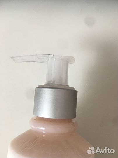 Очищающее молочко для лица Локситан