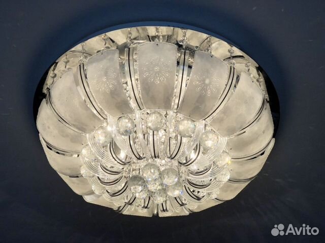 Хрустальная люстра