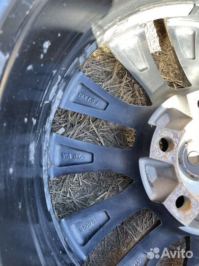 R18 Hankook Dynapro HP2 RA33 265/65, PCD 6x139.7 DIA 106.2