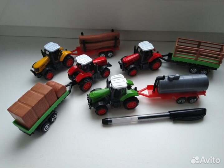 Diecast фермерские трактора с прицепами (4 шт.)