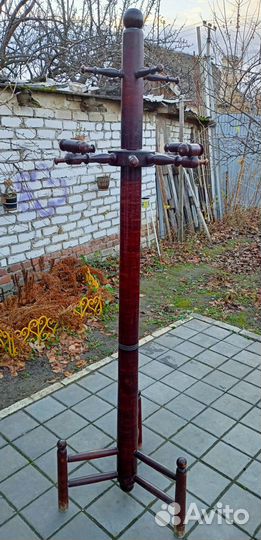 Вешалка напольная для одежды антиквариат