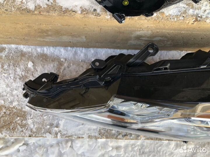 Фара передняя левая Toyota Camry V70 2017-Нв