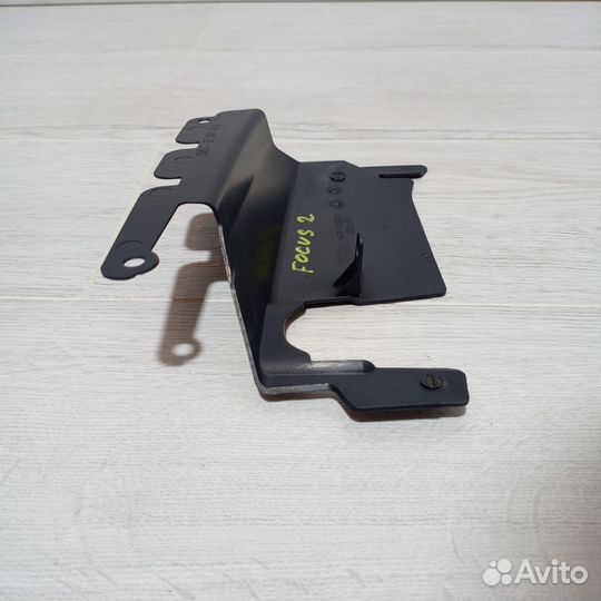 Воздуховод радиатора верхний Ford focus 2