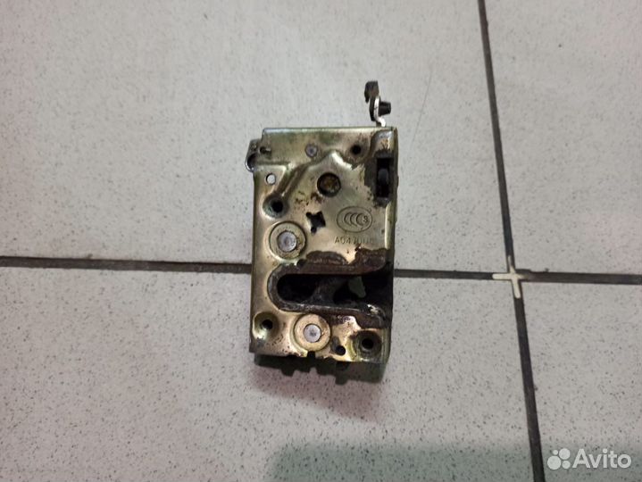 Лифан Бриз Замок двери задний левый