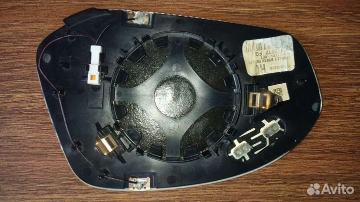 Зеркальный элемент Bentley