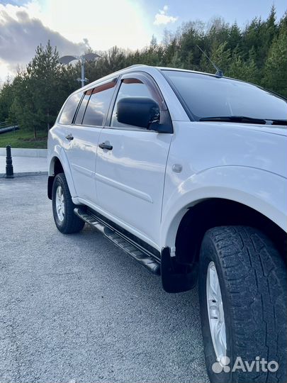 Mitsubishi Pajero Sport 2.5 МТ, 2010, 294 000 км