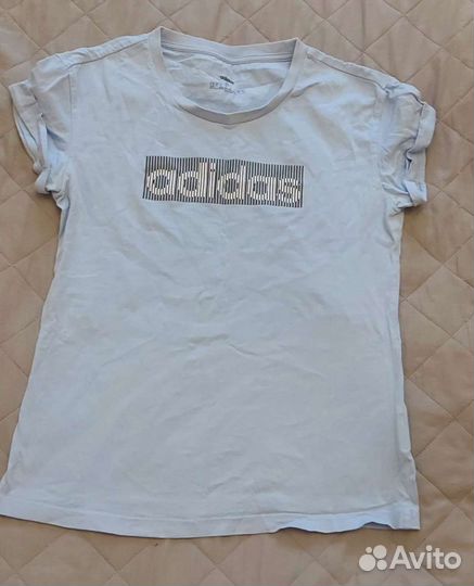 Спортивный костюм Adidas 42-44/футболки
