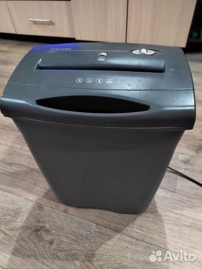 Уничтожитель бумаг